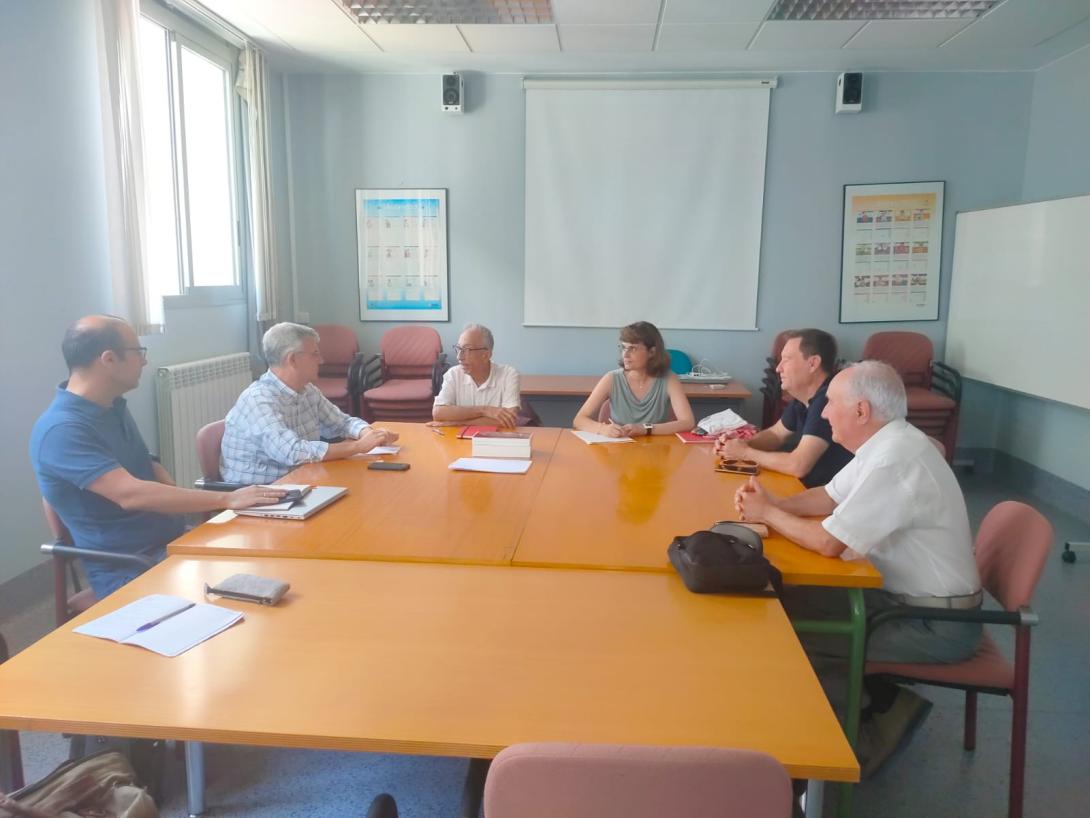 Un momento d'a reunión entre las Chuntas de l'AAL y d'a SdO.